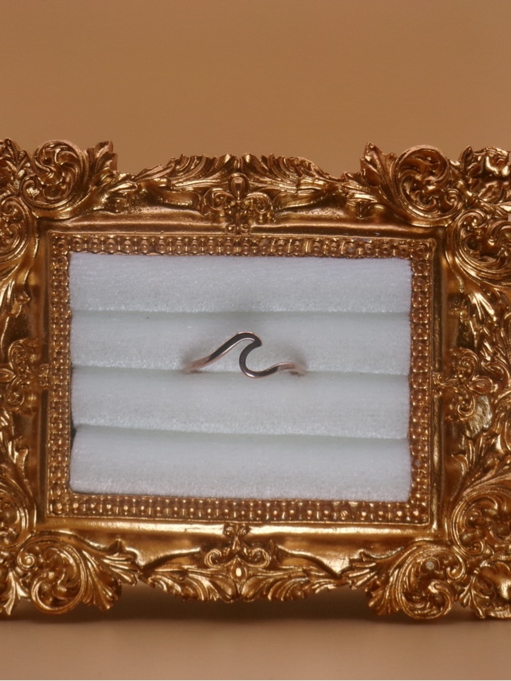 Minimal Wave Ring in Rose Gold